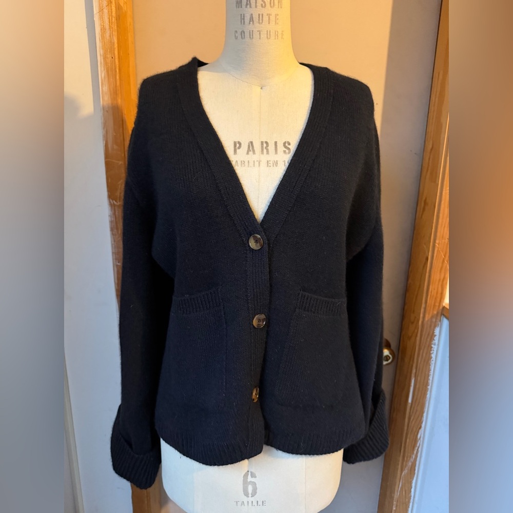 $2200 KHAITE Scarlet Cashmere Cardigan in Black - Size L - Picture 7 of 13